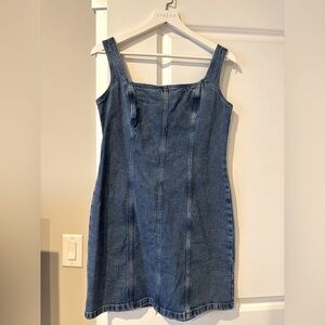 Super cute Jean dress!